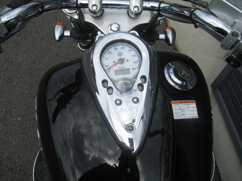 中古車バイク　ヤマハ　ドラッグスター４００　（ＤＳ４）　ブラック　メーターパネル