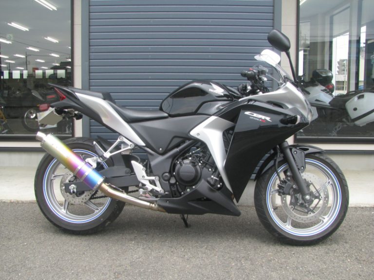 中古車 ホンダ CBR250R ブラック モリワキマフラー付き | 川口輪業