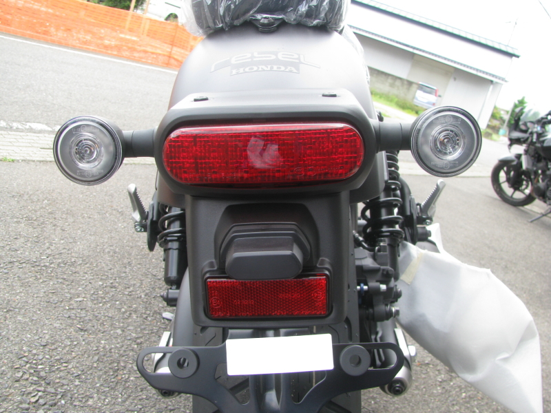 新車バイク　ホンダ　レブル２５０ＡＢＳ　ベージュ　テールランプ