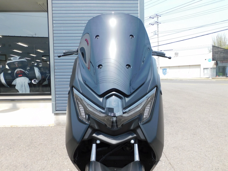 新車 ヤマハ NMAX125 ABS マットダークグレー 2025年モデル フロントカウル 2025年4月