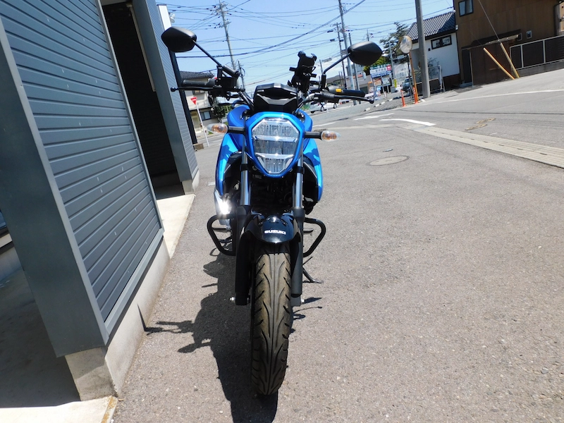 中古車 スズキ ジクサー150(GIXXER) ブルー まえ側 2025年5月