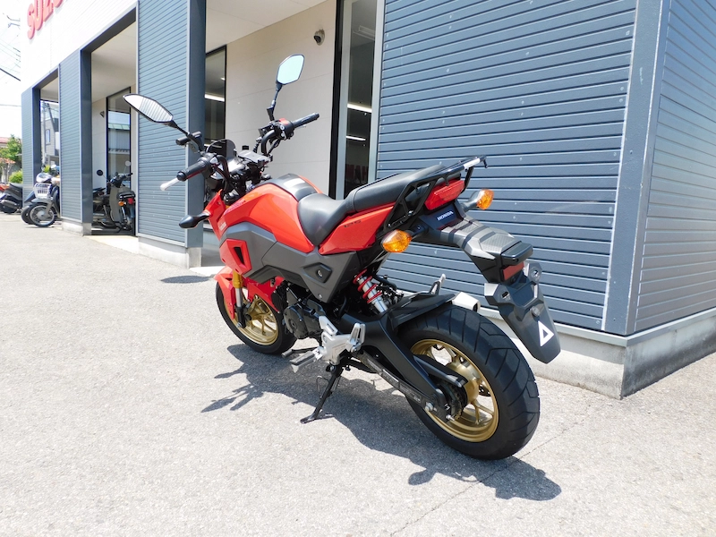 中古車 ホンダ グロム(GROM) レッド 左うしろ側