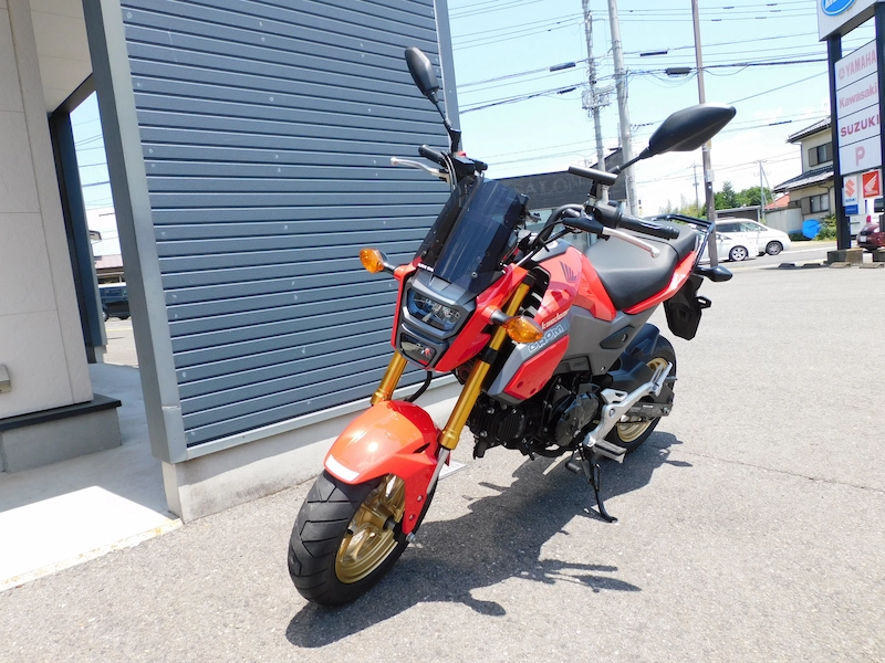 中古車 ホンダ グロム(GROM) レッド 左まえ側