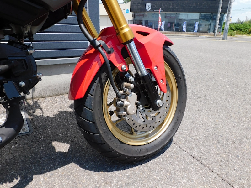 中古車 ホンダ グロム(GROM) レッド フロントホイール右
