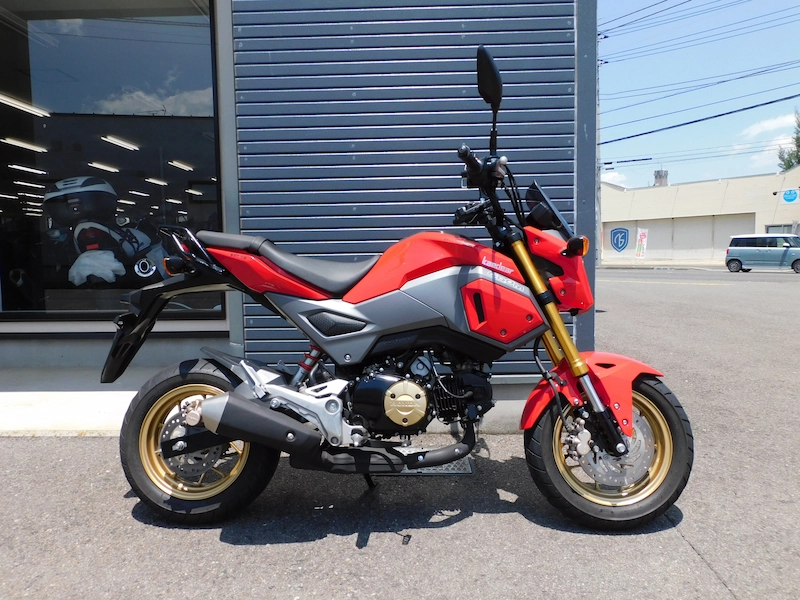 中古車 ホンダ グロム(GROM) レッド みぎ側