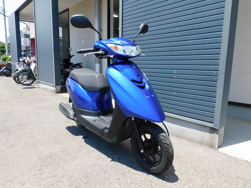 中古車 ヤマハ ジョグ デラックス (JOG DX) ブルー 右まえ側 2025年6月