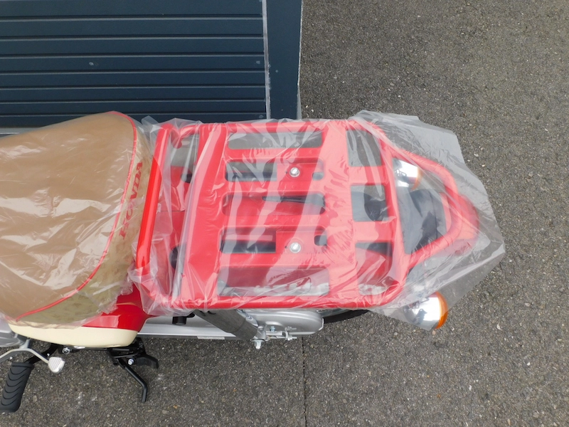 新車 ホンダ スーパーカブ50・HELLO KITTY レッド リアキャリア 2025年11月27日