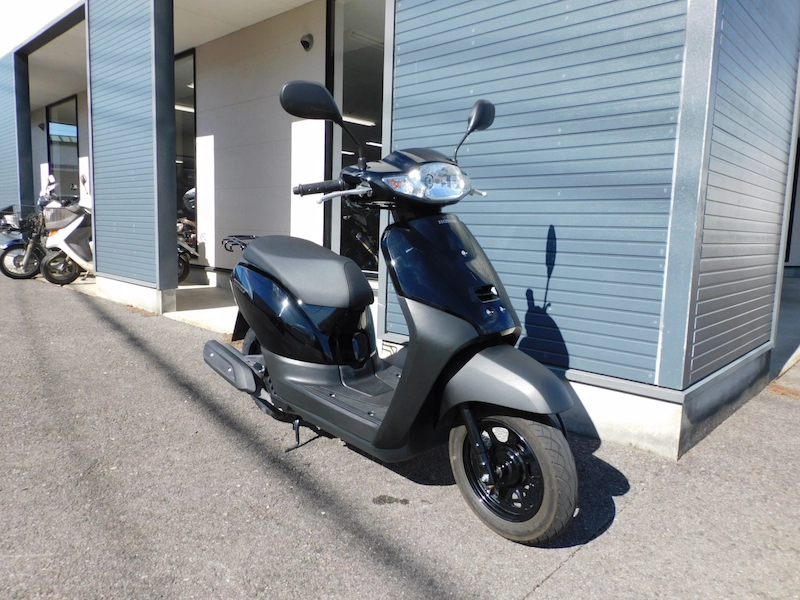 中古車 ホンダ タクト(TACT)ベーシック ブラック 右まえ側 2025年11月4日