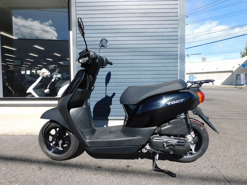 中古車 ホンダ タクト(TACT)ベーシック ブラック ひだり側 2025年11月4日