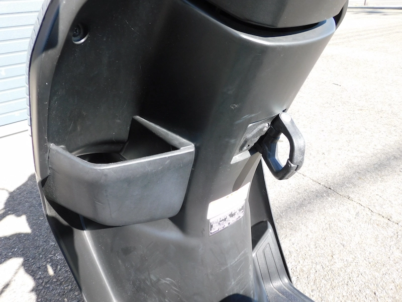 中古車 ホンダ タクト(TACT)ベーシック ブラック ポケットとカバンホルダー 2025年11月4日