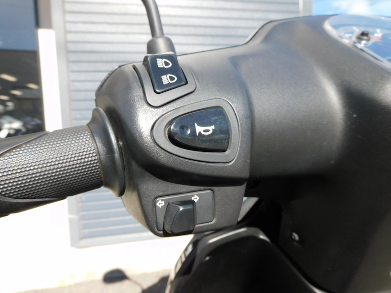 中古車 ホンダ タクト(TACT)ベーシック ブラック ハンドルスイッチ左 2025年11月4日