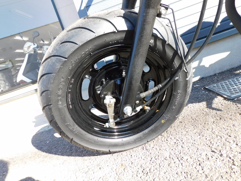 中古車 ホンダ エイプ(Ape50) ブルー フロントホイール左 2025年12月28日