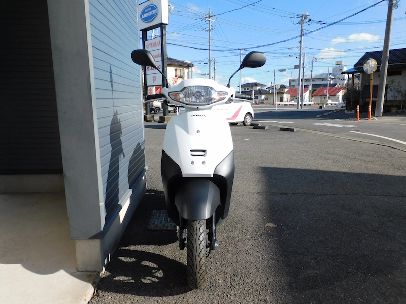 中古車 ホンダ タクト(TACT) ベーシック ホワイト まえ側 2025年12月16日