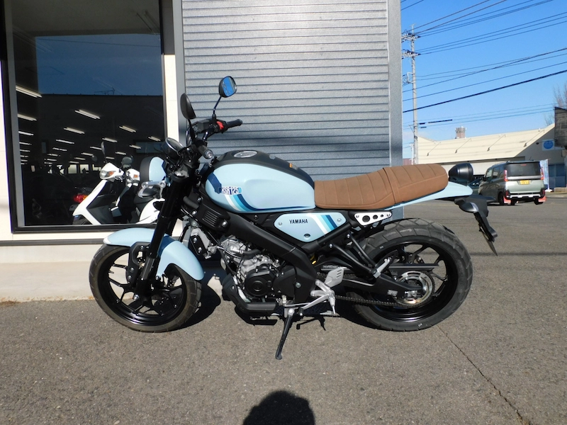 中古車 ヤマハ XSR125ABS ライトブルー ひだり側 2025年12月16日