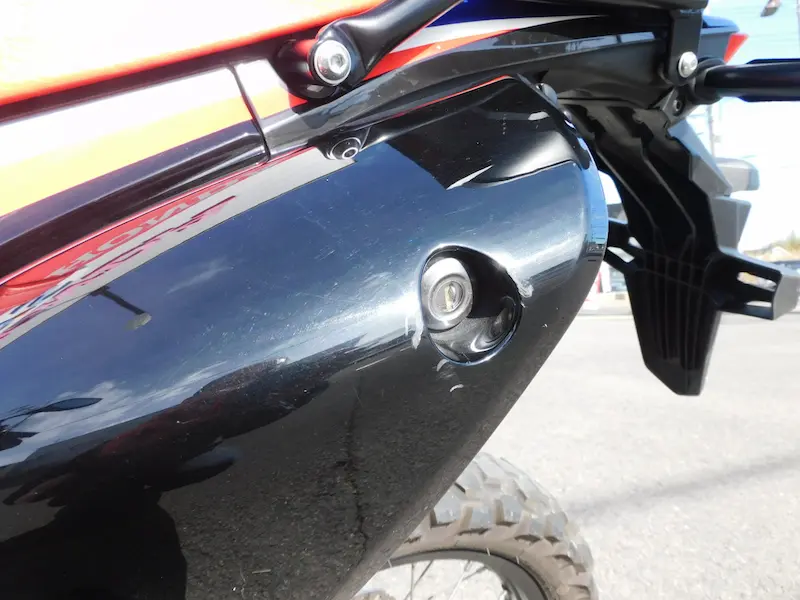 中古車 ホンダ CRF250ラリーABS レッド サイドカバー左傷 2026年1月