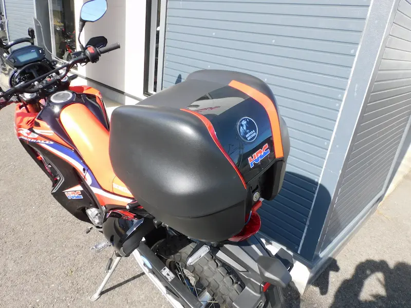 中古車 ホンダ CRF250ラリーABS レッド トップボックス閉 2026年1月