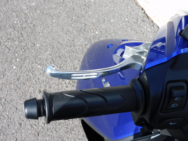 中古車 ヤマハ JOGDX (ジョグデラックス) ブルー ブレーキレバーロック 2026年1月12日