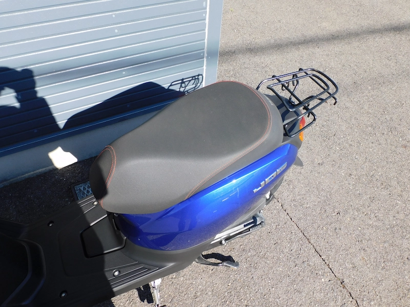 中古車 ヤマハ JOGDX (ジョグデラックス) ブルー シート 2026年1月12日