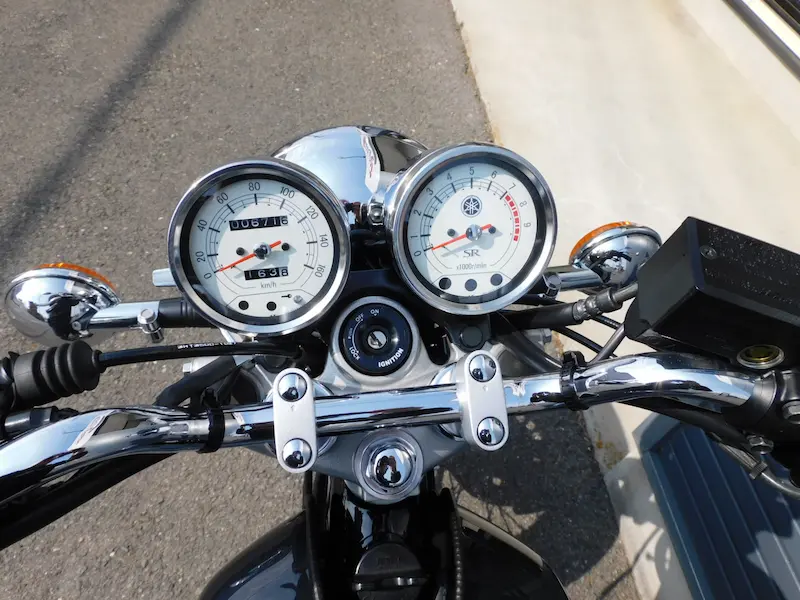 中古車 ヤマハ SR400 final Edition グレイ/ホワイト メーターパネル 2026年2月17日