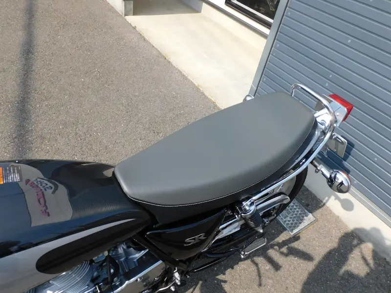 中古車 ヤマハ SR400 final Edition グレイ/ホワイト シート1 2026年2月17日