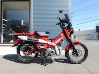 中古車　ホンダ　ＣＴ１２５　ハンターカブ　レッド　２０２６年３月１０日