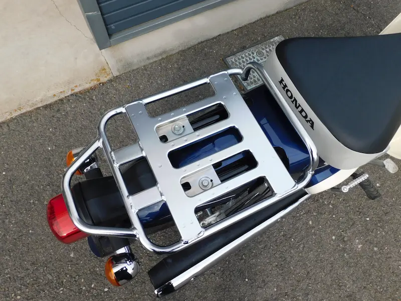 中古車 ホンダ スーパーカブ50 ブルー リアキャリア 2026年3月1日