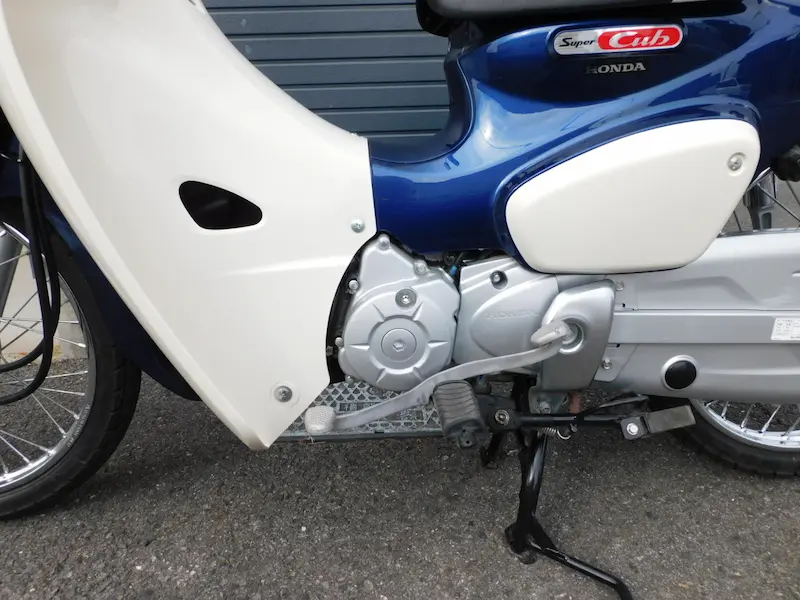 中古車 ホンダ スーパーカブ50 ブルー エンジン左 2026年3月1日
